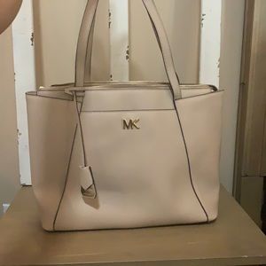 Michael Kors purse- light  pinkish nude color